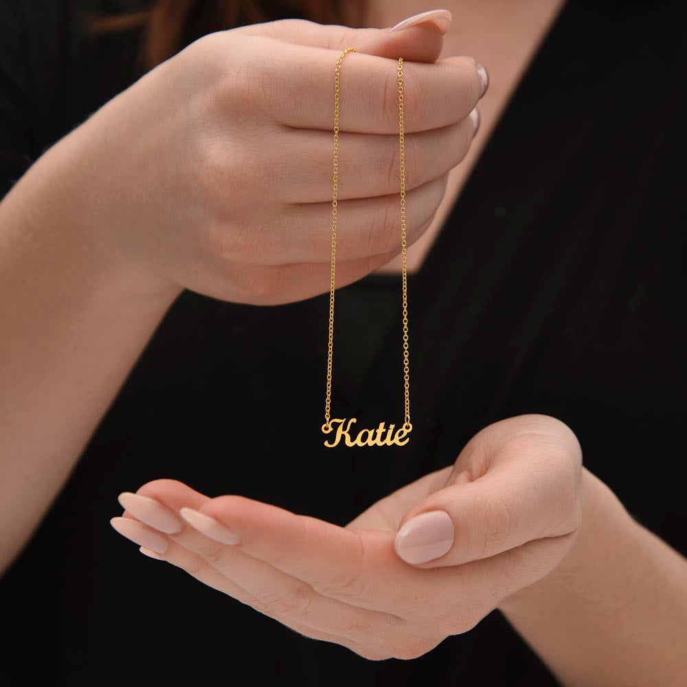 Personalised Name Necklace For Wife ~1 Corinthians 13:4-7~ (Horizontal)