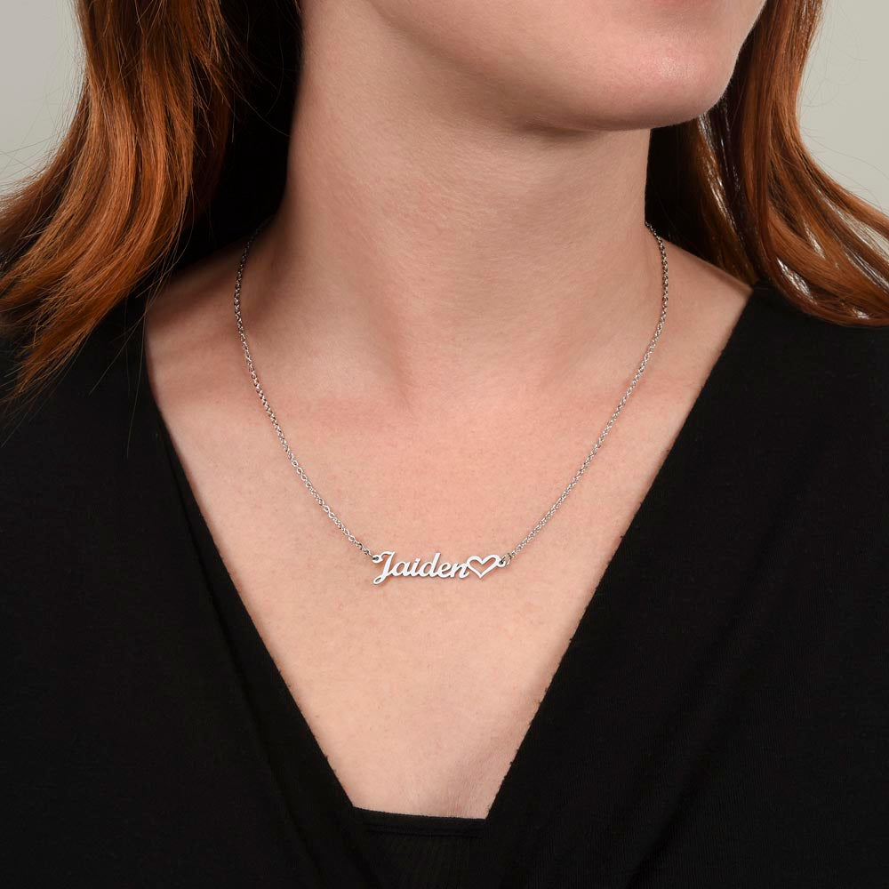 Personalised Name Necklace For Mom ~1 Corinthians 13:7~ (Heart)